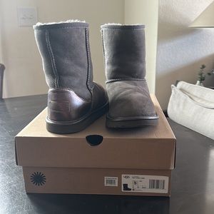 UGG Kids Classic II Shine
